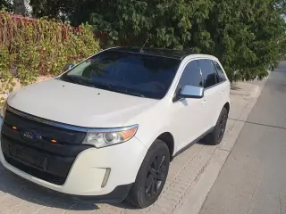 2011 Ford Edge in Ajman used car