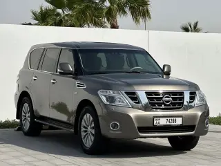 2017 Nissan Patrol في Dubai سيارة مستعملة