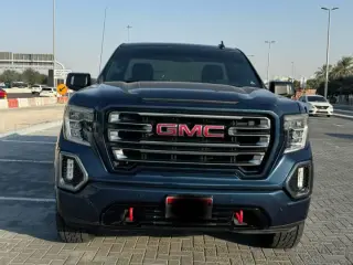 2020 GMC Sierra في Dubai سيارة مستعملة