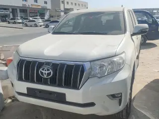 2018 Toyota Prado in Abu Dhabi used car
