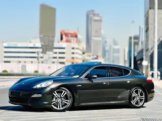 2010 Porsche Panamera في Dubai سيارة مستعملة