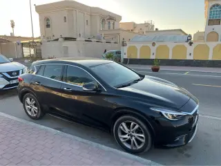 2017 Infiniti Q30 في Dubai سيارة مستعملة