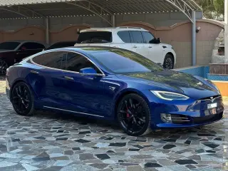 2020 Tesla Model S in Dubai used car