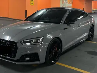 2017 Audi S7 في Dubai سيارة مستعملة