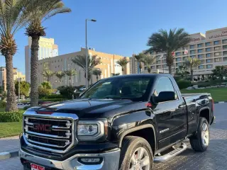 2018 GMC Sierra في Dubai سيارة مستعملة