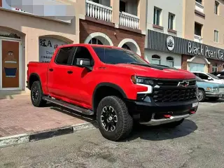 2024 Chevrolet Silverado في Dubai سيارة مستعملة