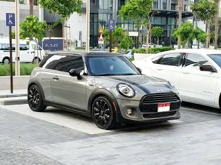2015 Mini Coupe في Abu Dhabi سيارة مستعملة