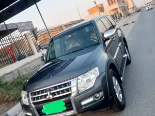 2016 Mitsubishi Pajero in Dubai used car