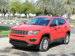 2019 Jeep Compass في Dubai سيارة مستعملة