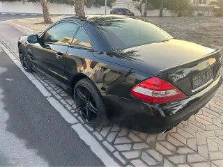2009 Mercedes-Benz SL في Dubai سيارة مستعملة