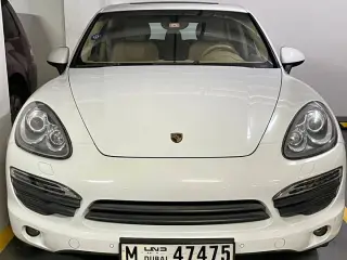 2012 Porsche Cayenne in Dubai used car