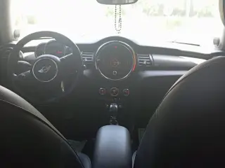 2016 Mini Coupe في Abu Dhabi سيارة مستعملة