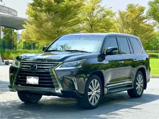 2017 Lexus LX 570 in Dubai used car