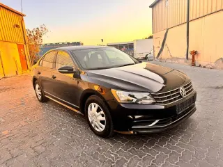 2016 Volkswagen Passat في Dubai سيارة مستعملة