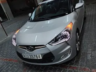 2016 Hyundai Veloster في Dubai سيارة مستعملة