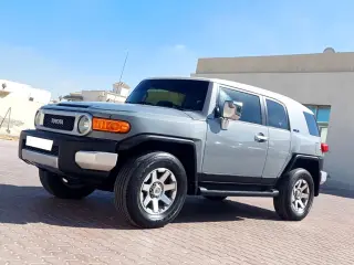 2014 Toyota FJ Cruiser in Dubai used car