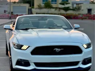 2017 Ford Mustang في Dubai سيارة مستعملة