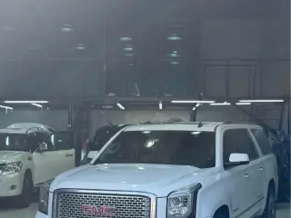 2015 GMC Yukon في Ajman سيارة مستعملة
