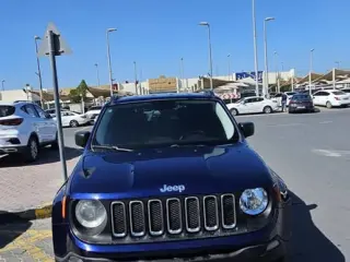 2017 Jeep Renegade في Sharjah سيارة مستعملة