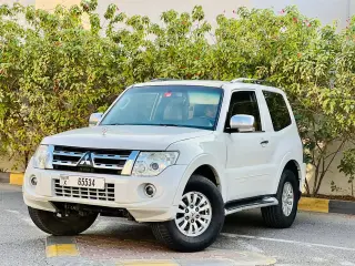 2014 Mitsubishi Pajero in Dubai used car