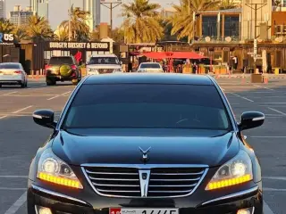 2012 Hyundai Centennial في Abu Dhabi سيارة مستعملة