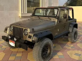 2003 Jeep Wrangler في Dubai سيارة مستعملة