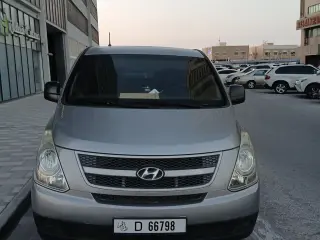 2012 Hyundai H1 في Ras Al Khaimah سيارة مستعملة