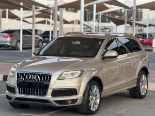 2014 Audi Q7 في Sharjah سيارة مستعملة