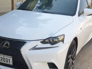 2016 Lexus IS-F في Sharjah سيارة مستعملة