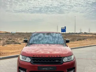 2014 Land Rover Range Rover Sport in Sharjah used car