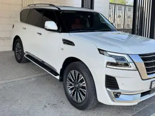 2021 Nissan Patrol في Al Ain سيارة مستعملة