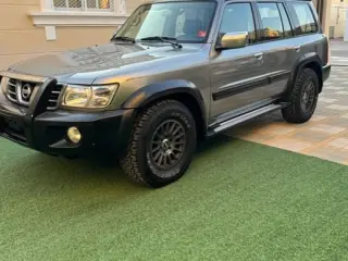 2003 Nissan Patrol Super Safari في Dubai سيارة مستعملة