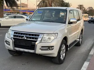 2016 Mitsubishi Pajero in Dubai used car