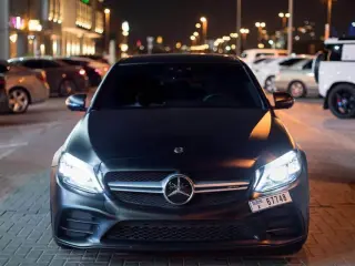 2019 Mercedes-Benz C-Class في Dubai سيارة مستعملة