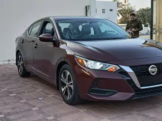2022 Nissan Sentra في Sharjah سيارة مستعملة