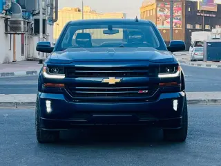 2018 Chevrolet Silverado في Dubai سيارة مستعملة