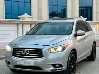 2013 Infiniti JX35 in Dubai used car