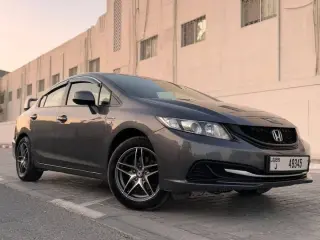 2014 Honda Civic في Sharjah سيارة مستعملة