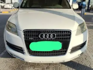 2009 Audi Q7 في Dubai سيارة مستعملة