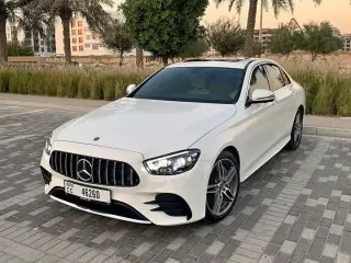 2019 Mercedes-Benz E-Class في Dubai سيارة مستعملة