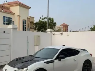 2013 Toyota 86 في Dubai سيارة مستعملة