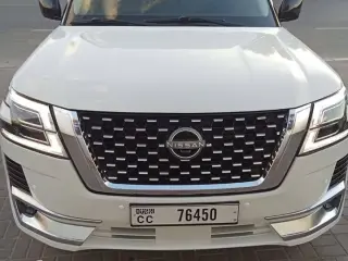 2020 Nissan Patrol في Dubai سيارة مستعملة