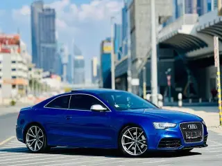 2014 Audi RS5 في Dubai سيارة مستعملة