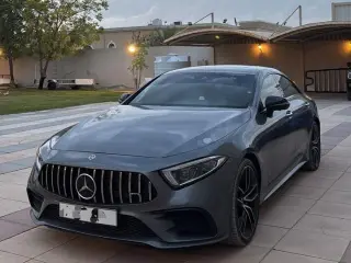 2019 Mercedes-Benz CLS في Abu Dhabi سيارة مستعملة