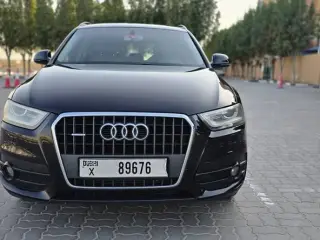 2013 Audi Q3 في Dubai سيارة مستعملة