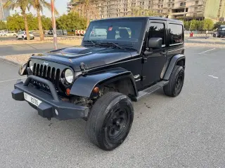 2011 Jeep Wrangler في Dubai سيارة مستعملة