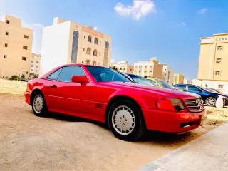 1991 Mercedes-Benz SL في Dubai سيارة مستعملة