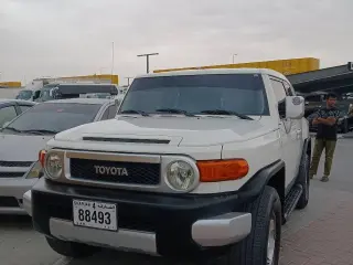 2009 Toyota FJ Cruiser in Dubai used car
