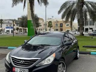 2013 Hyundai Sonata in Abu Dhabi used car