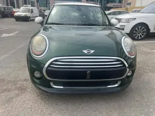 2016 Mini Cooper في Dubai سيارة مستعملة